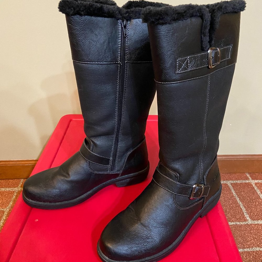 Women's Weatherproof Black Winter Boots - Size 8.5M